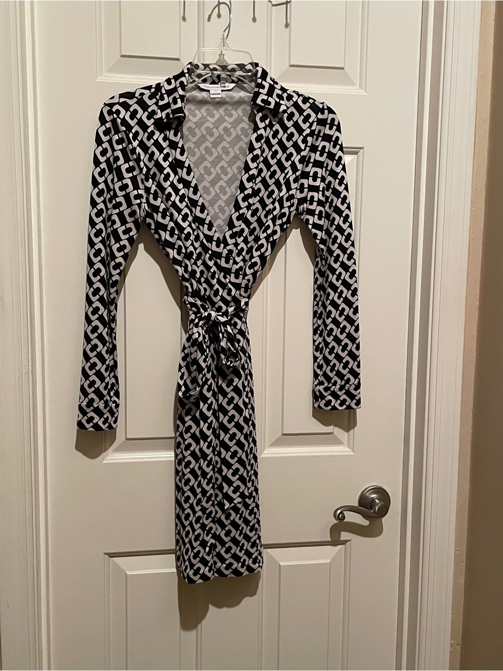 Diane Von Furstenberg Black and White chain print Wrap Dress